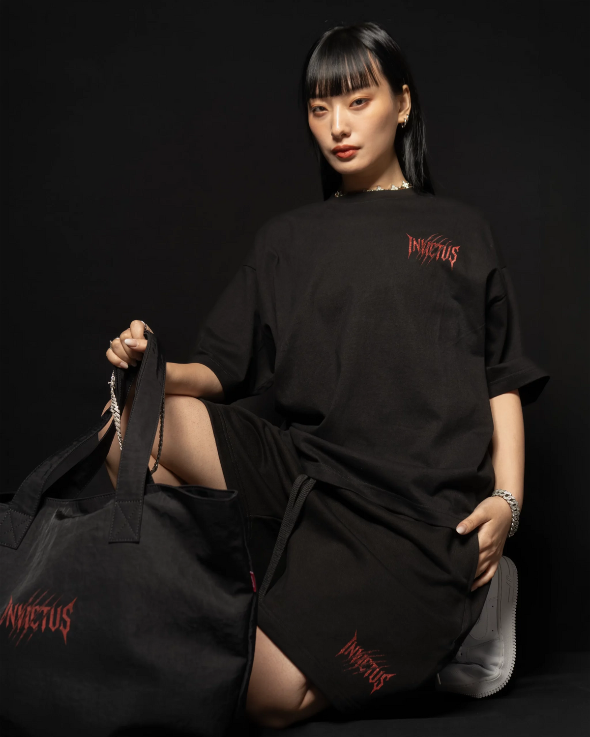 INVICTUS OVERSIZED LOGO TEE / 爪痕寬鬆短袖