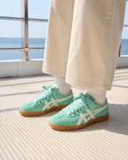 Onitsuka Tiger 鬼塚虎 Tokuten 湖水薄荷綠 象牙白 焦糖底 麂皮薄底鞋 1183C562-301