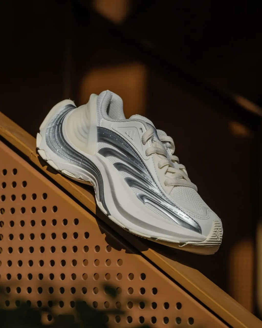 Adidas XLG MTW 銀色 JR6390