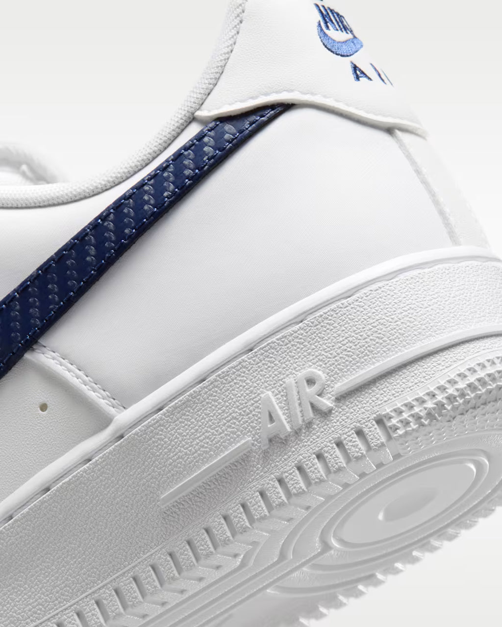 Nike Air Force 1 '07 海軍藍 小勾勾 男版 IR5599-100
