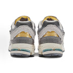 New Balance NB 2002R 麂皮 雲霧灰 M2002RDA