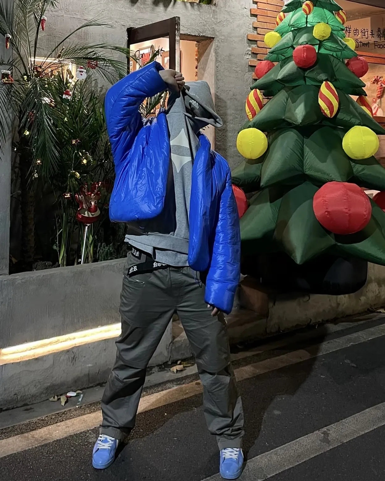YEEZY x GAP x BALENCIAGA 三方聯名限量衝鋒外套 藍色 #SGA同款