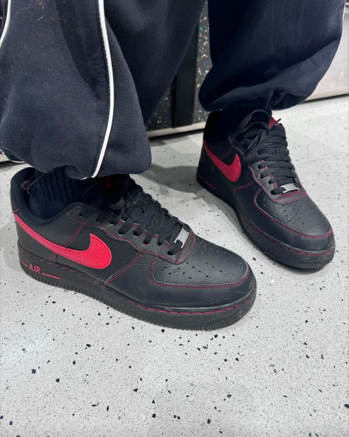 Nike Air Force 1 "Bred" 縫線 黑紅 HQ2037-005