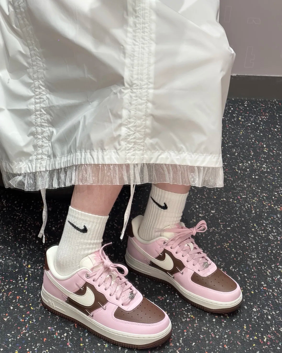 Nike Air Force 1 "Inverts" 四小勾 粉棕 IO7595-211