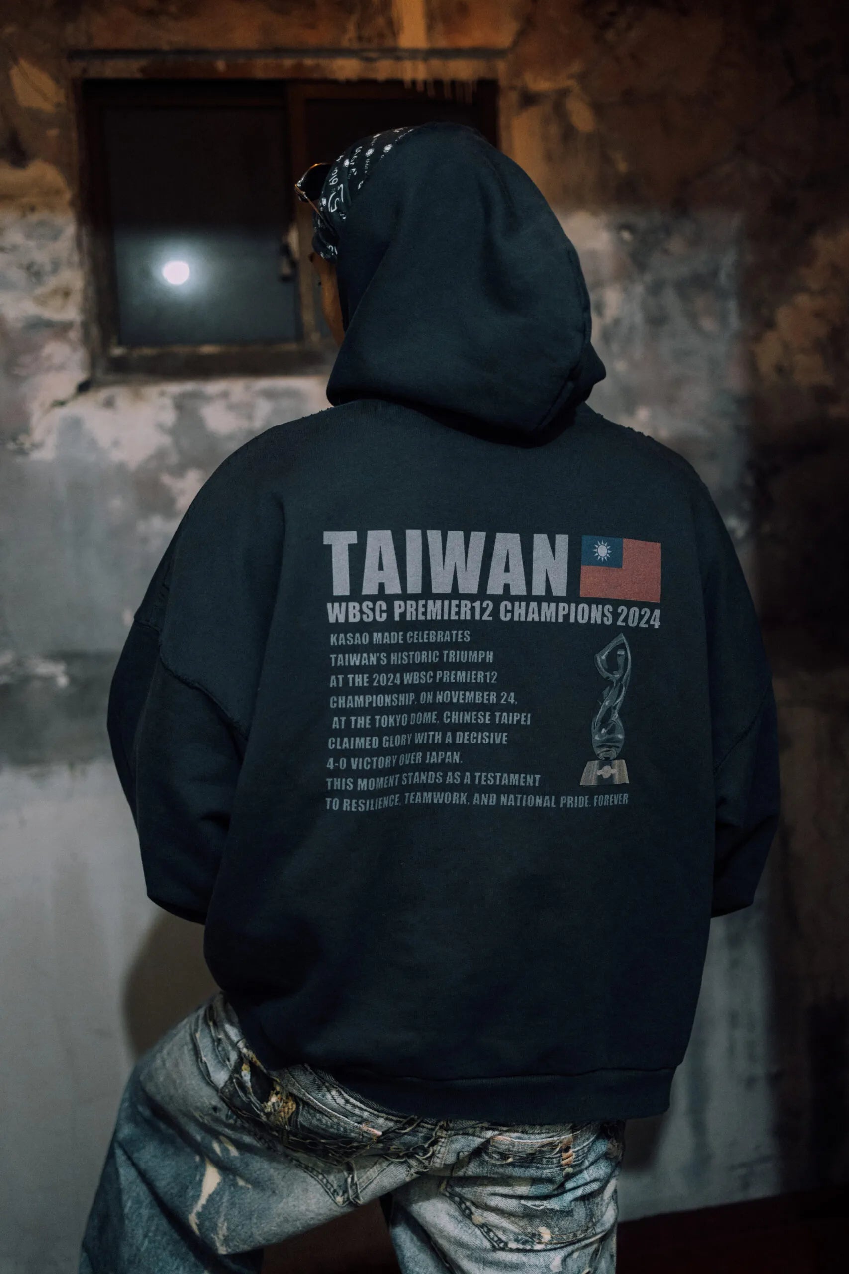 𝗞𝗔𝗦𝗔𝗢 𝗠𝗔𝗗𝗘®︎ FW24 “Champion’s Legacy” Hoodie Washed Dark Navy (預購需等待四周到貨，商品為手工製作耗時較久）