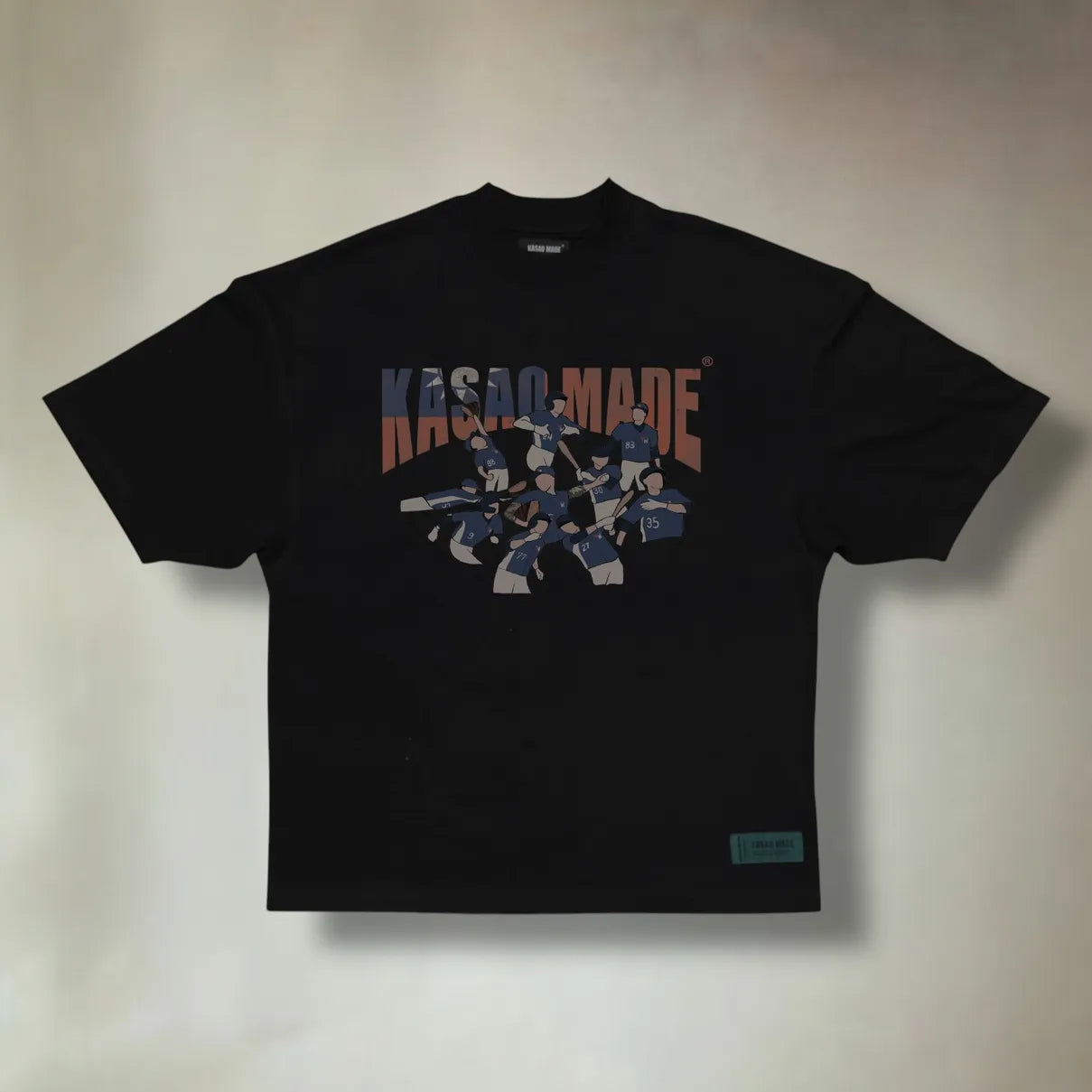 𝗞𝗔𝗦𝗔𝗢 𝗠𝗔𝗗𝗘®︎ SS25 “Champion’s Legacy” Tee Dark Black (預購需等待四周到貨，商品為手工製作耗時較久）
