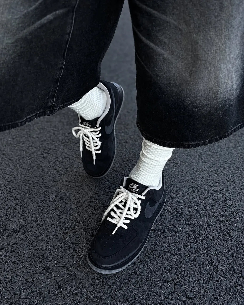 NIKE AIR FORCE 1 Black Fossil