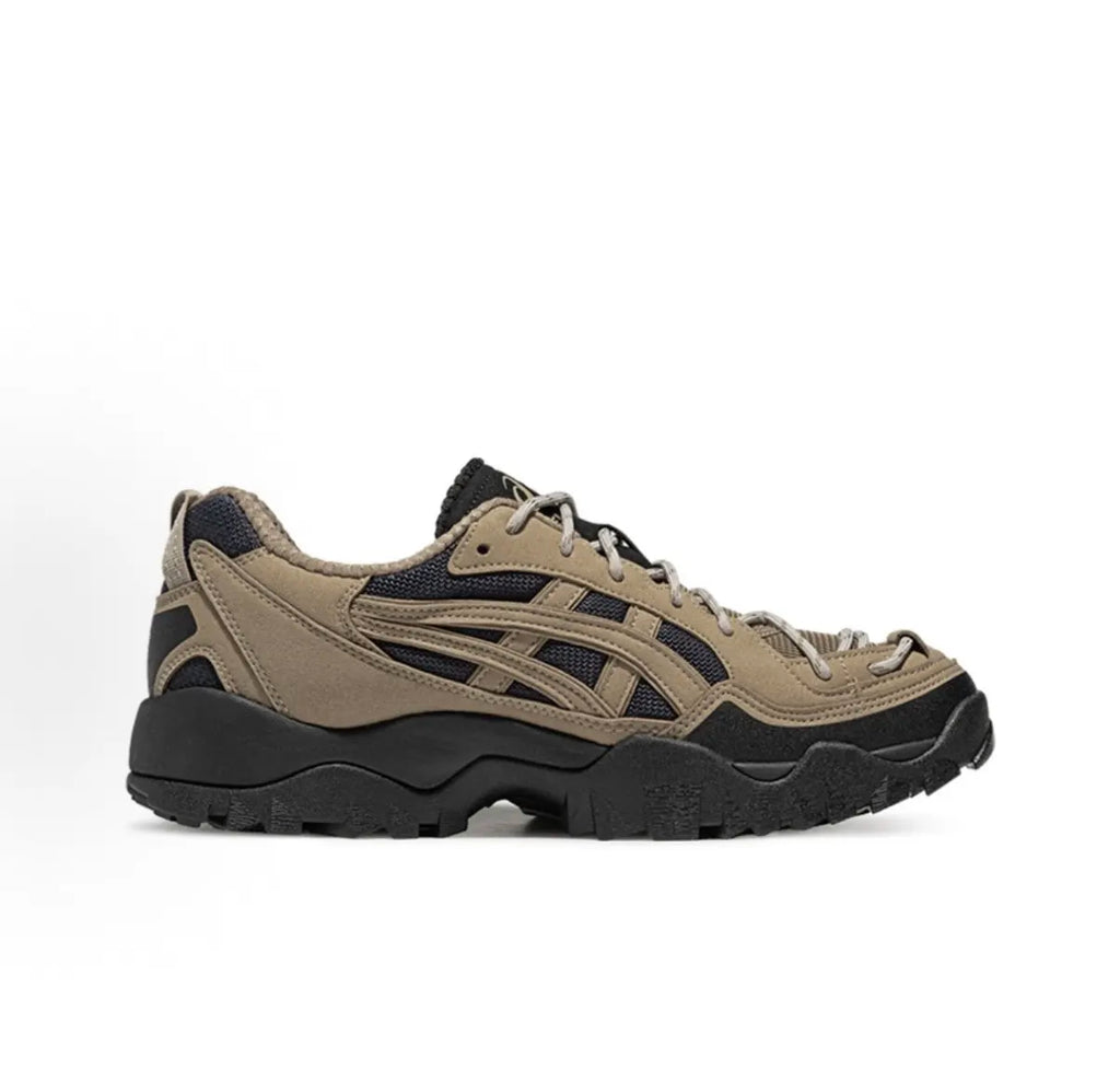 ASICS GEL-PICKAX 黑咖 1203B026-200