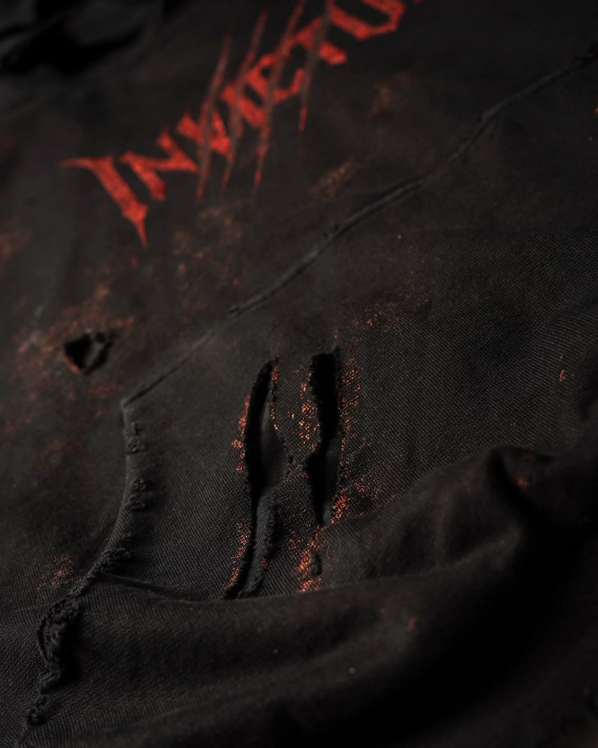 INVICTUS DESTROYED LAYERED HOODIE / 戰損彈孔雙層帽T