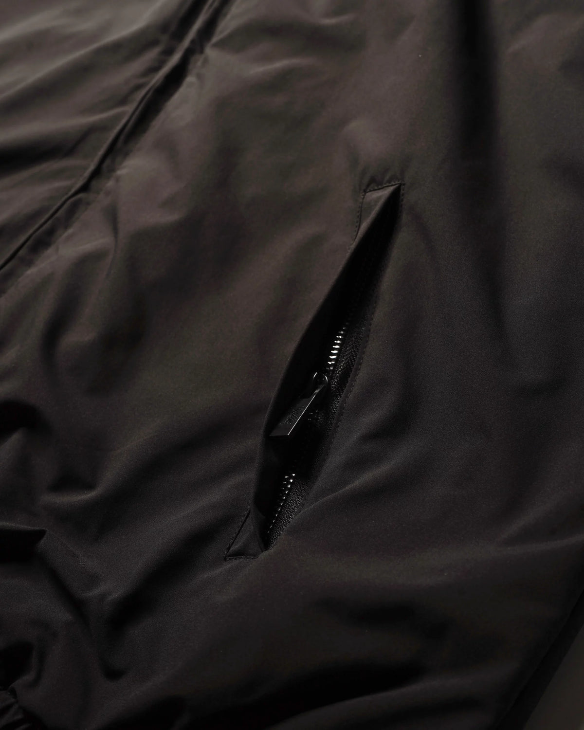 INVICTUS SILENT ICON TRACK JACKET / 爪痕衝鋒夾克