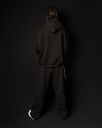 INVICTUS RADICAL LONG-CORD SWEATPANTS / 爪痕棉長褲 — 4