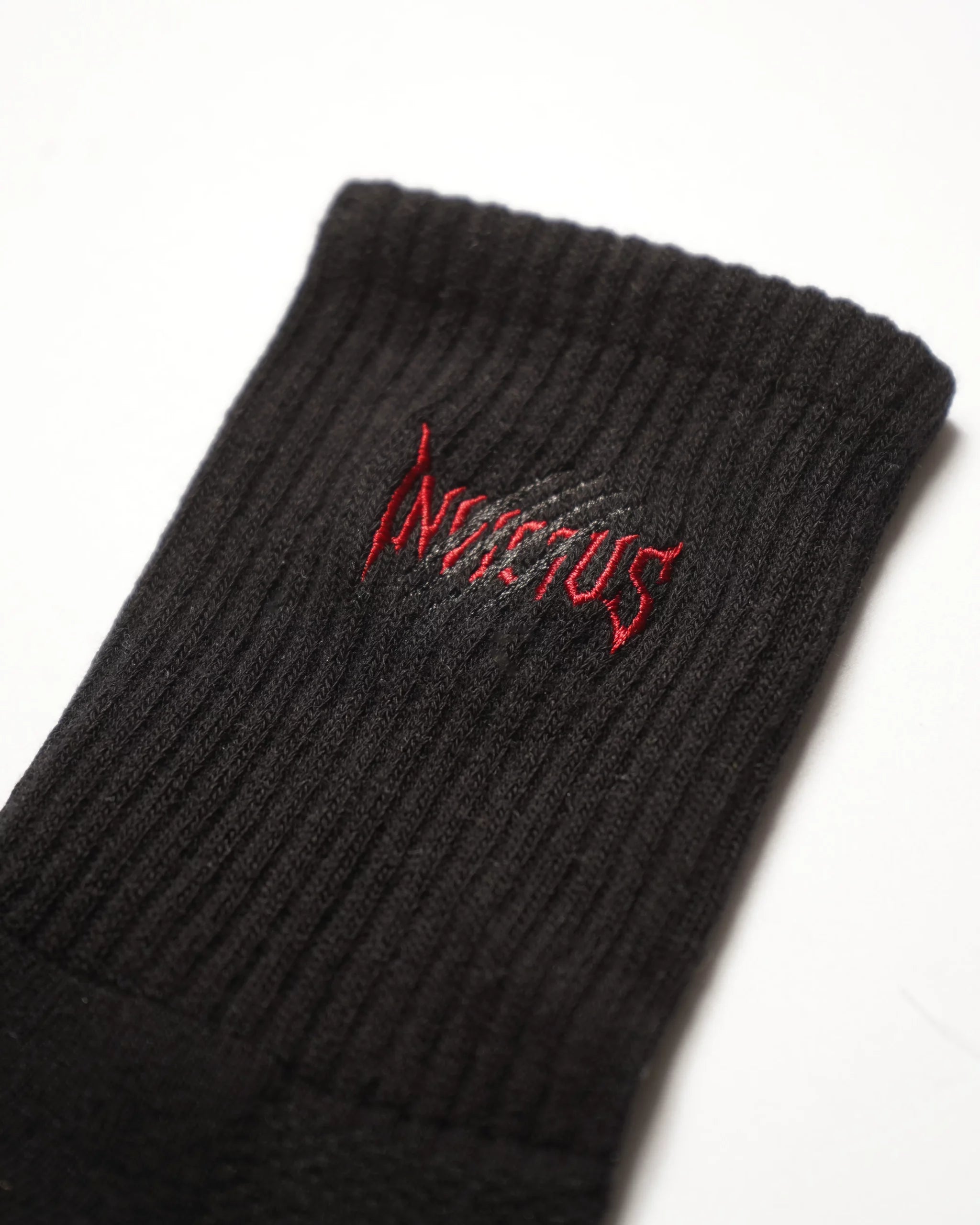 INVICTUS IV26S-SO01-WT