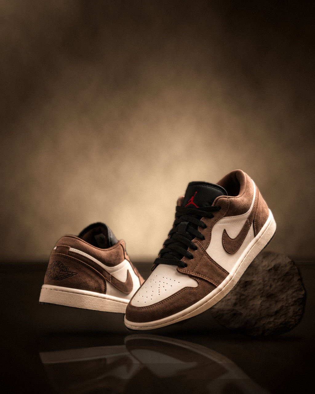 Air Jordan 1 Low Mocha 側面雙鞋