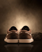 Air Jordan 1 Low Mocha 後跟 Air Jordan 翅膀標