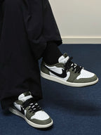 Nike Air Jordan 1 Retro Low OG 小倒勾 橄欖綠 大童鞋 HQ6999-200