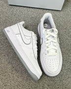 NIKE AIR FORCE 1 LOW GS 白灰 滾邊 低筒休閑鞋 大童鞋 女鞋 DX5805-100