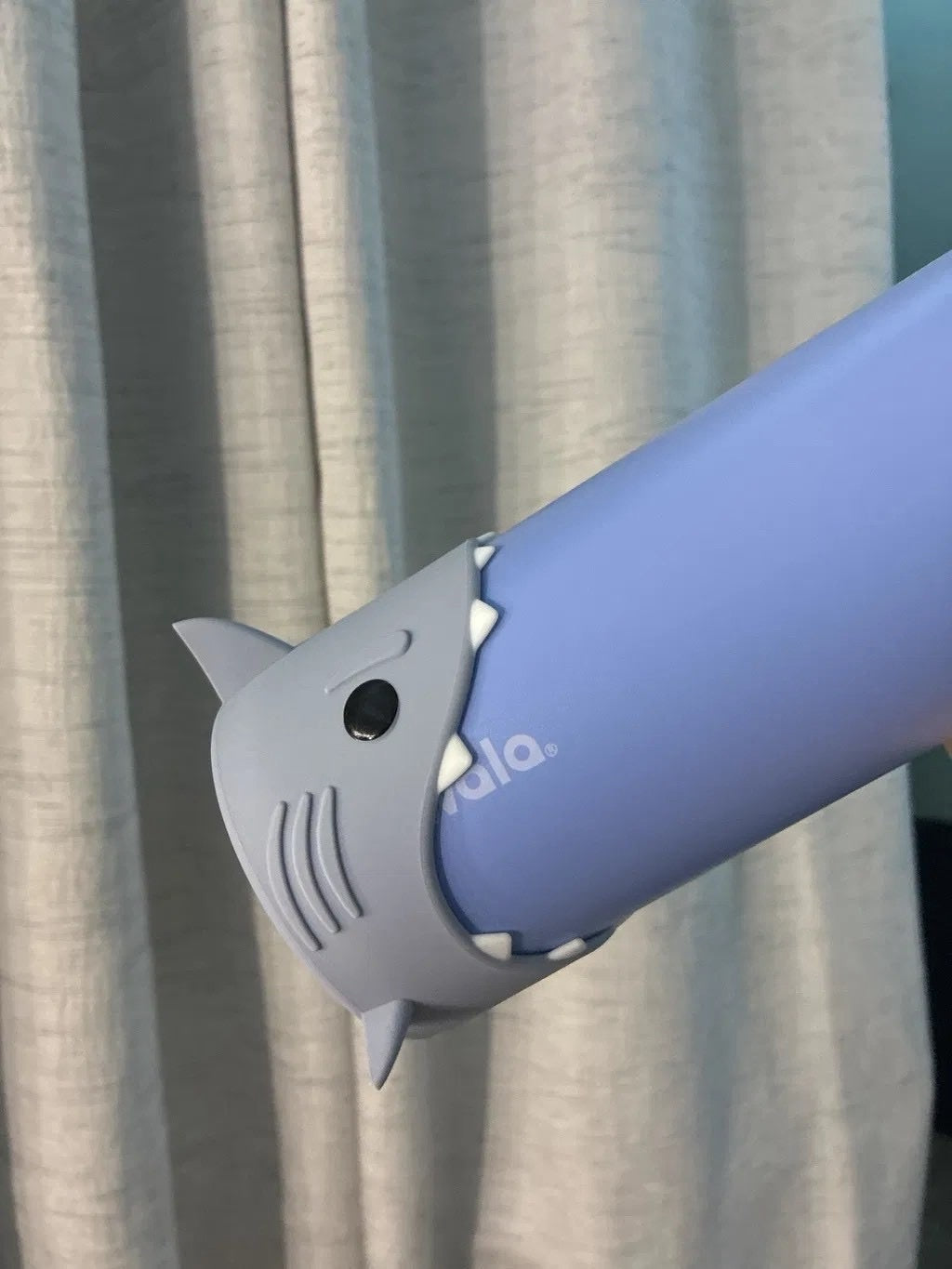 SiliSuit Shark Bait Boot 鲨魚 矽膠 水壺底座保護套 水瓶套 5色