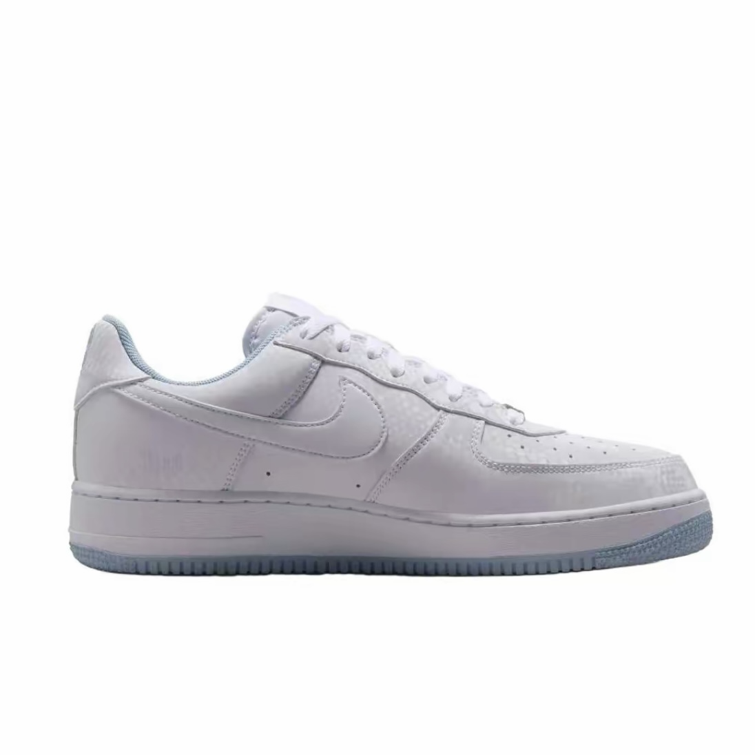 Nike x Kobe Bryant AF1 淺藍白 蛇麟 刺繡 科比 曼巴 低筒休閑鞋 IB0018-103