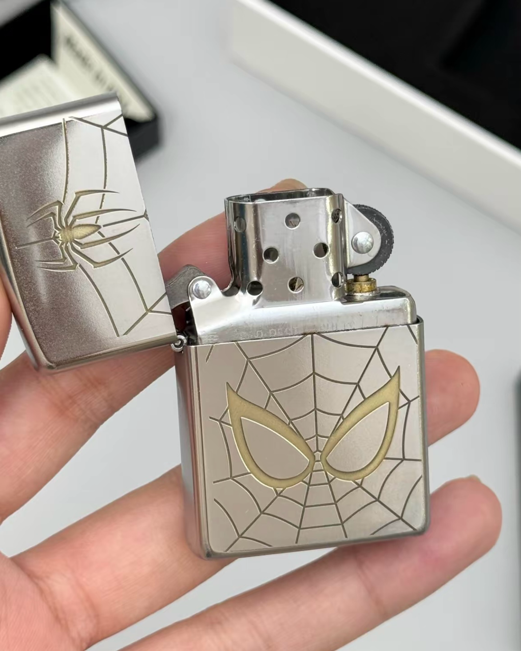 ZIPPO x MARVEL 漫威 蜘蘱人 聯名款 雷射雕刻 煤油打火機 禮盒裝