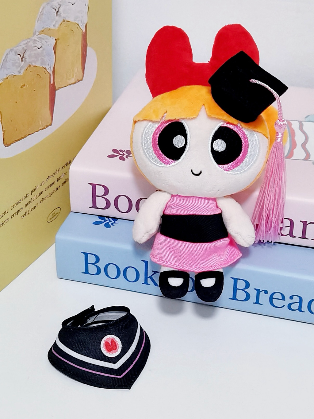 正版授權 飛天小女警 畢業 學士服 毛絨 吊飾