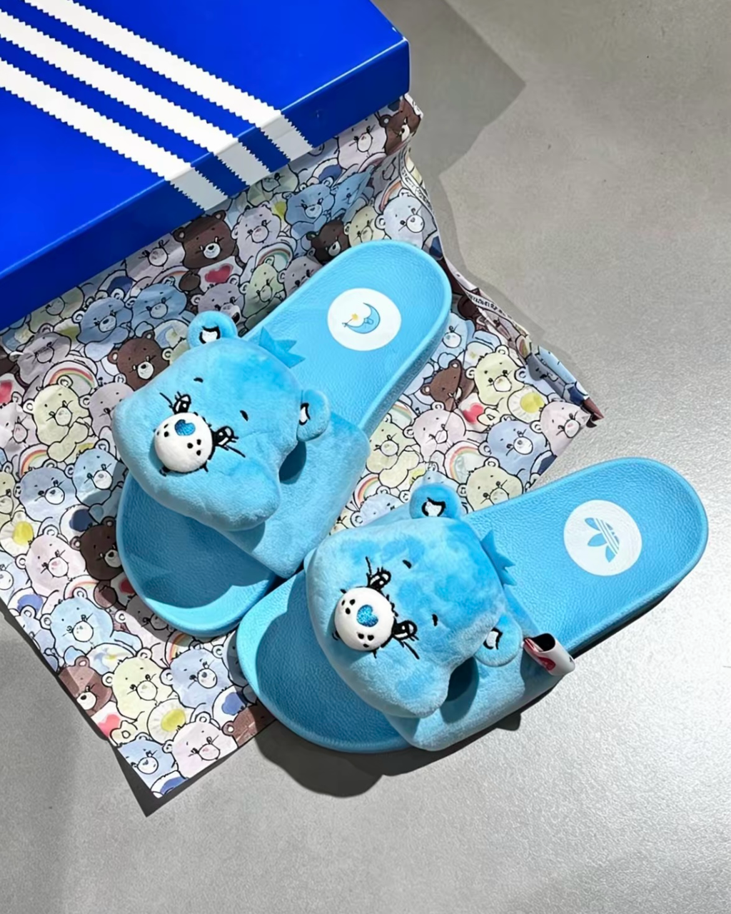 ADIDAS x CARE BEARS Adilette 彩虹熊聯名毛絨拖鞋睡覺熊陽光熊樂觀熊