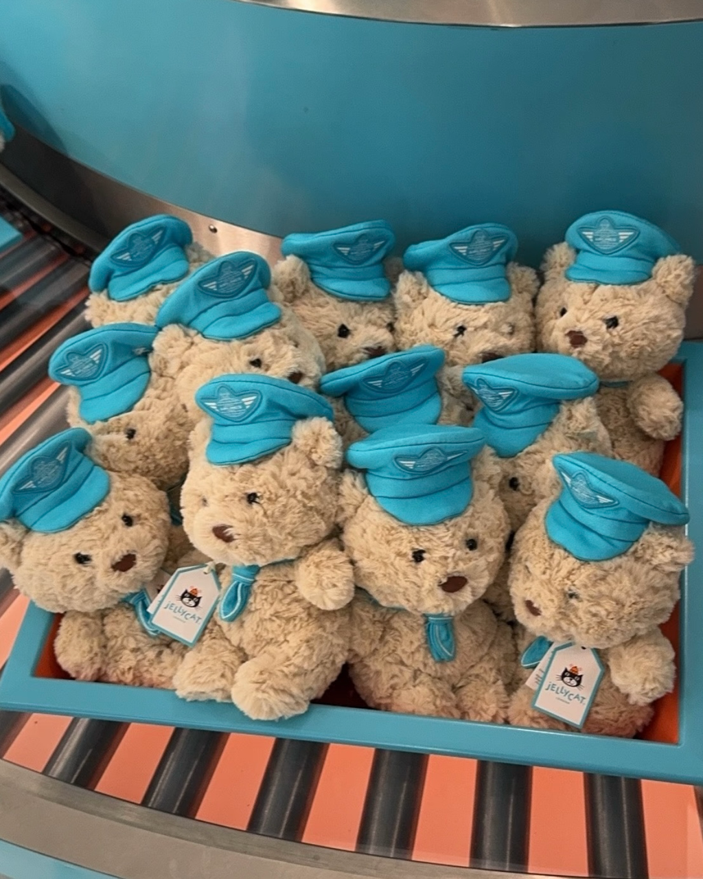 JELLYCAT x Harrods 倫敦限定 機場熊 巴塞羅熊 聯名 毛絨娃娃
