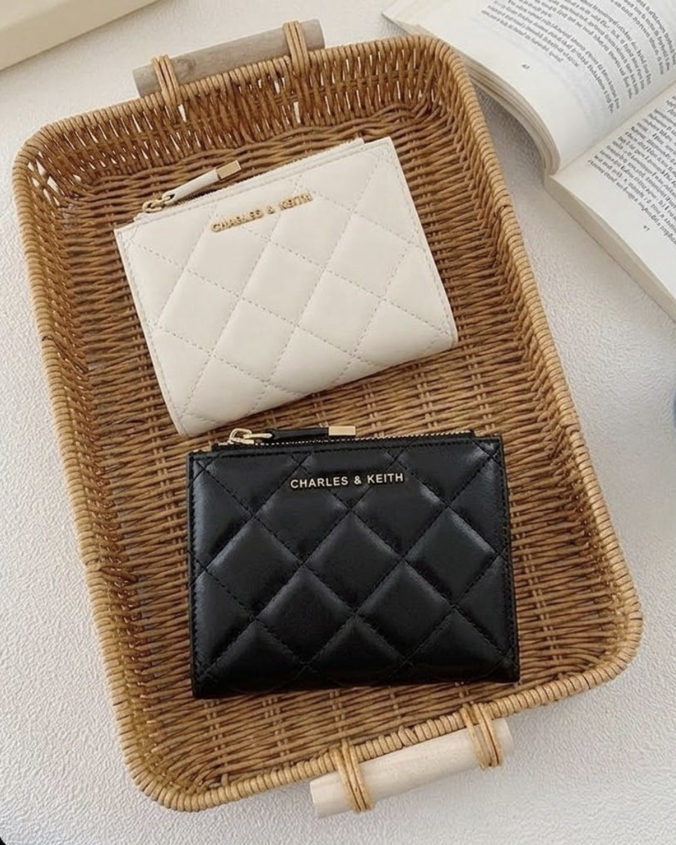 CHARLES & KEITH 小CK Alva 菱格紋 綎縫 拉鏈 短夾 錢包 CK6-10770729