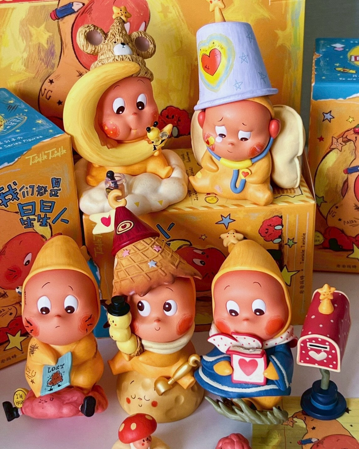 POPMART 泡泡瑪特 TWINKLE TWINKLE 我們都是星星人系列 盲盒 公仔 擺件