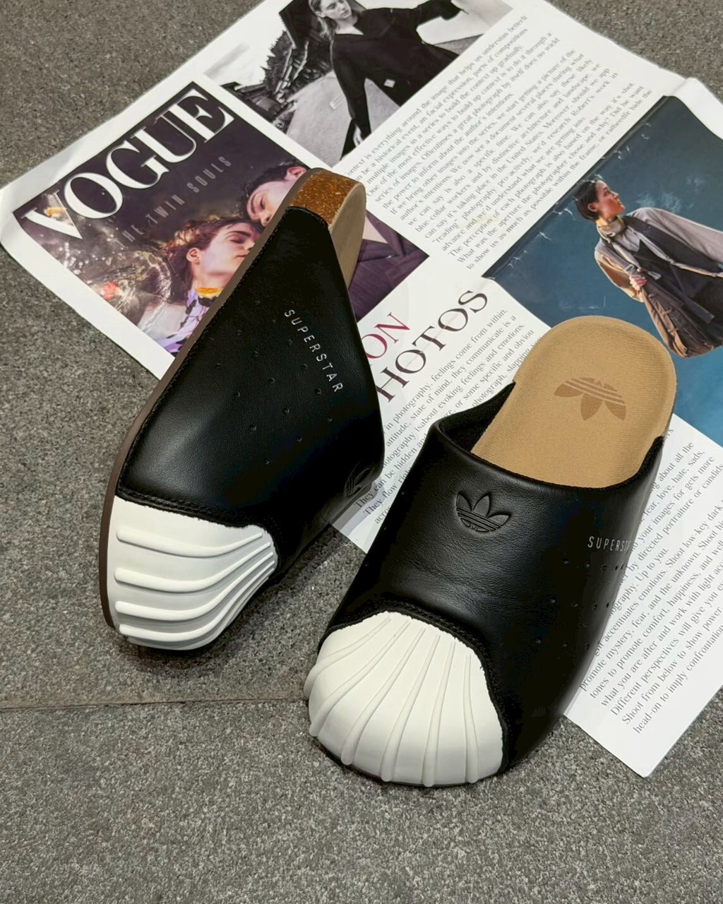 Adidas Original Adimule 黑白撞色貝殼頭皮革勃肯鞋拖鞋懶人鞋包頭鞋男女鞋 LC0411