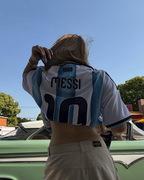 ADIDAS x 2026 FIFA 阿根廷主場球迷版10號梅西球衣世界盃足球衣吸濕排汗短袖 KA8117