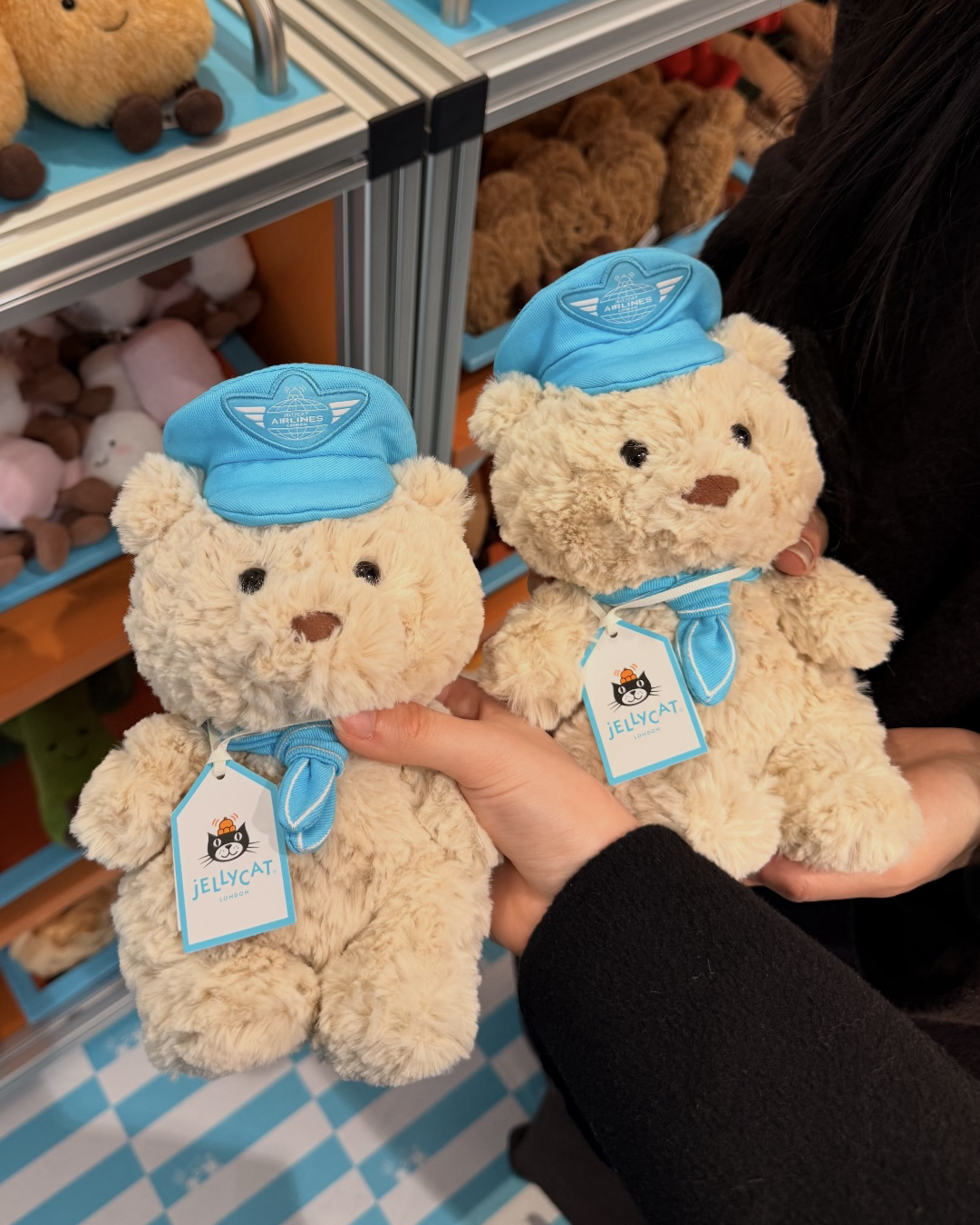 JELLYCAT x Harrods 倫敦限定 機場熊 巴塞羅熊 聯名 毛絨娃娃