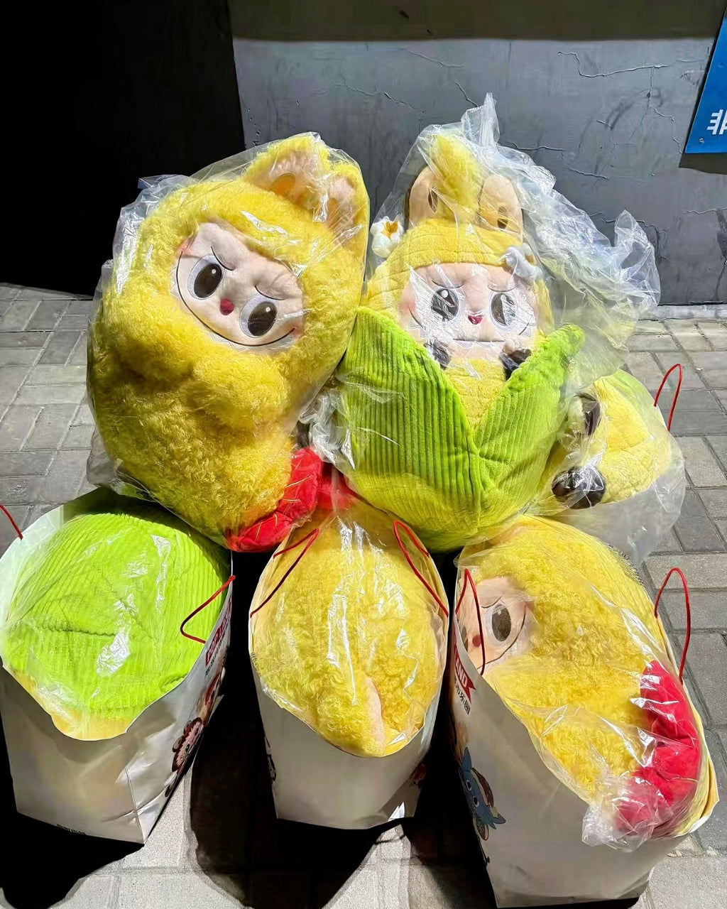 POPMART 泡泡瑪特 LABUBU 樂園限定 毛絨玩偶 抱枕 玉米款 炸蝦款