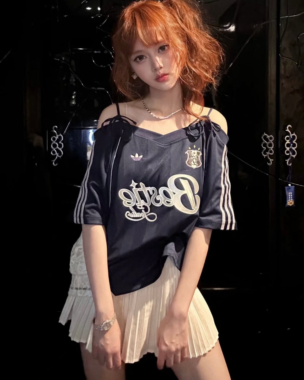 ADIDAS ORIGINALS 美式露肩吊帶蕊絲球衣寬鬆短袖上衣 深藍KU4756 玫瑰粉KU4757