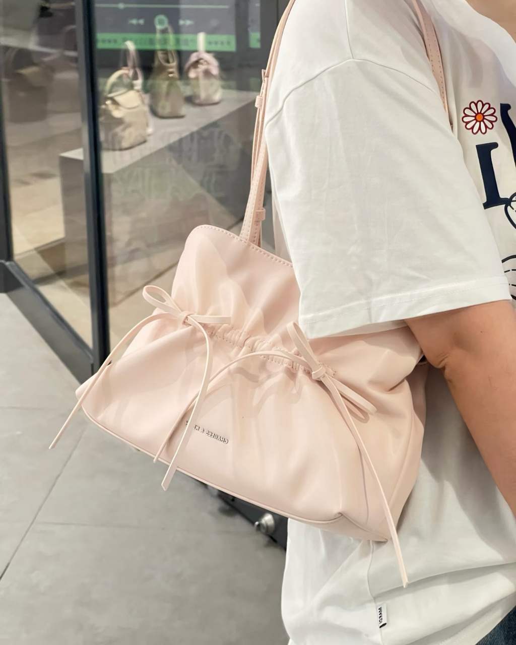 CHARLES & KEITH 小CK Reese 蝴蝶結 褒皺 單肩包 肩背包 CK2-20151672