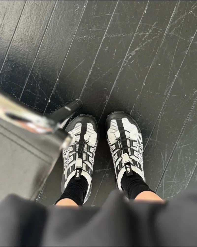 Asics Gel-Sonoma 復古 緩震 抽繩 機能 可踩後跟 黑白