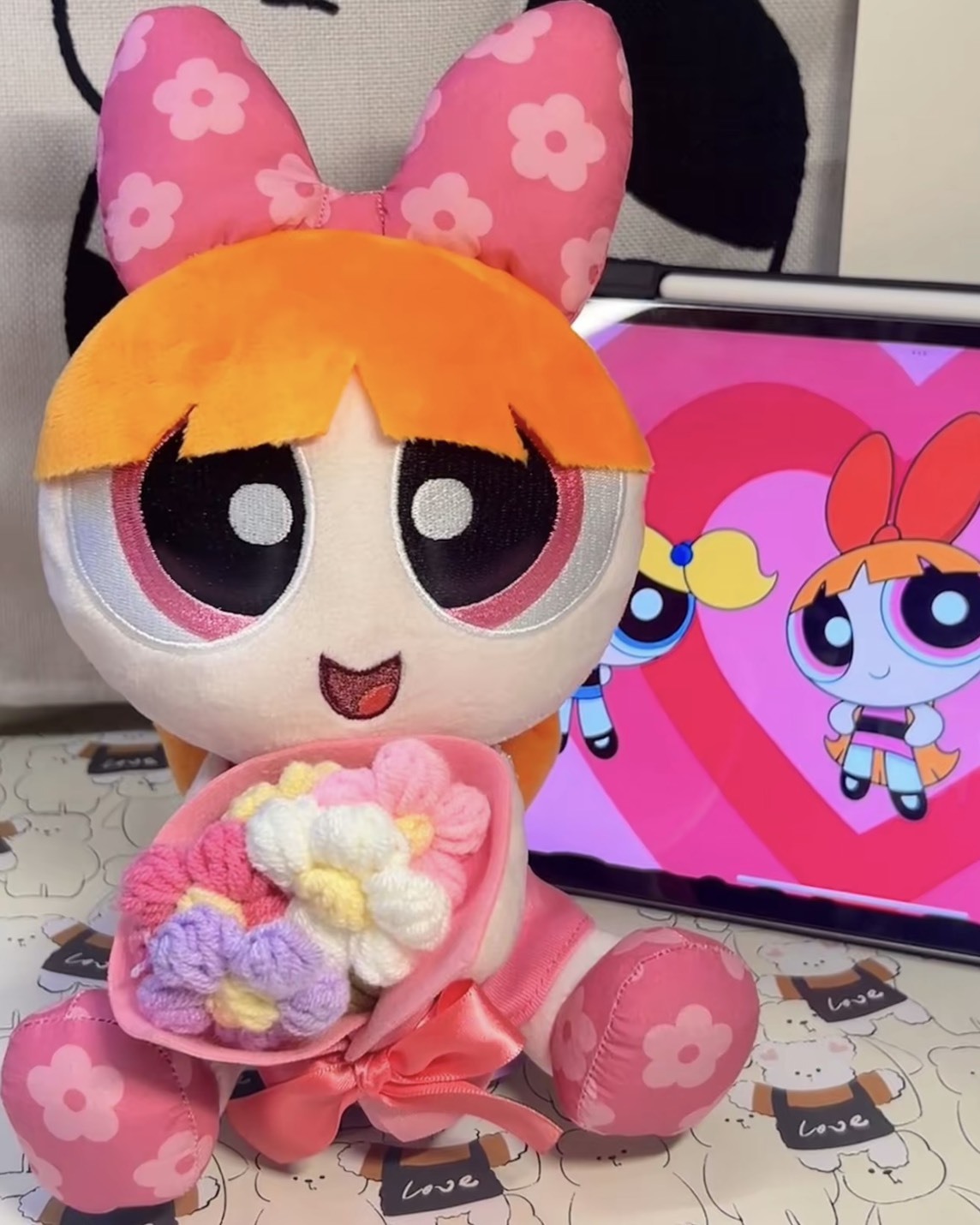 正版授權飛天小女警 手捧花 毛絨公仔 禮盒 附星星燈