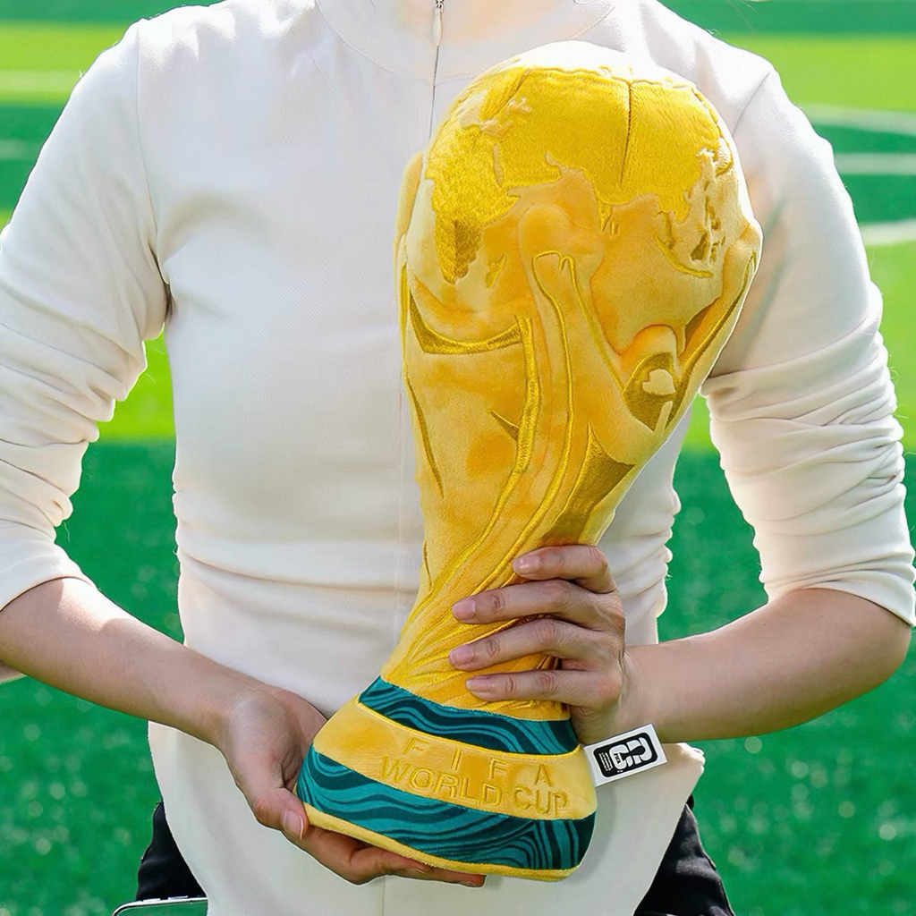 FIFA 2026 世界盃足球 大力神杯 獎盃 毛絨 娃娃 吊飾