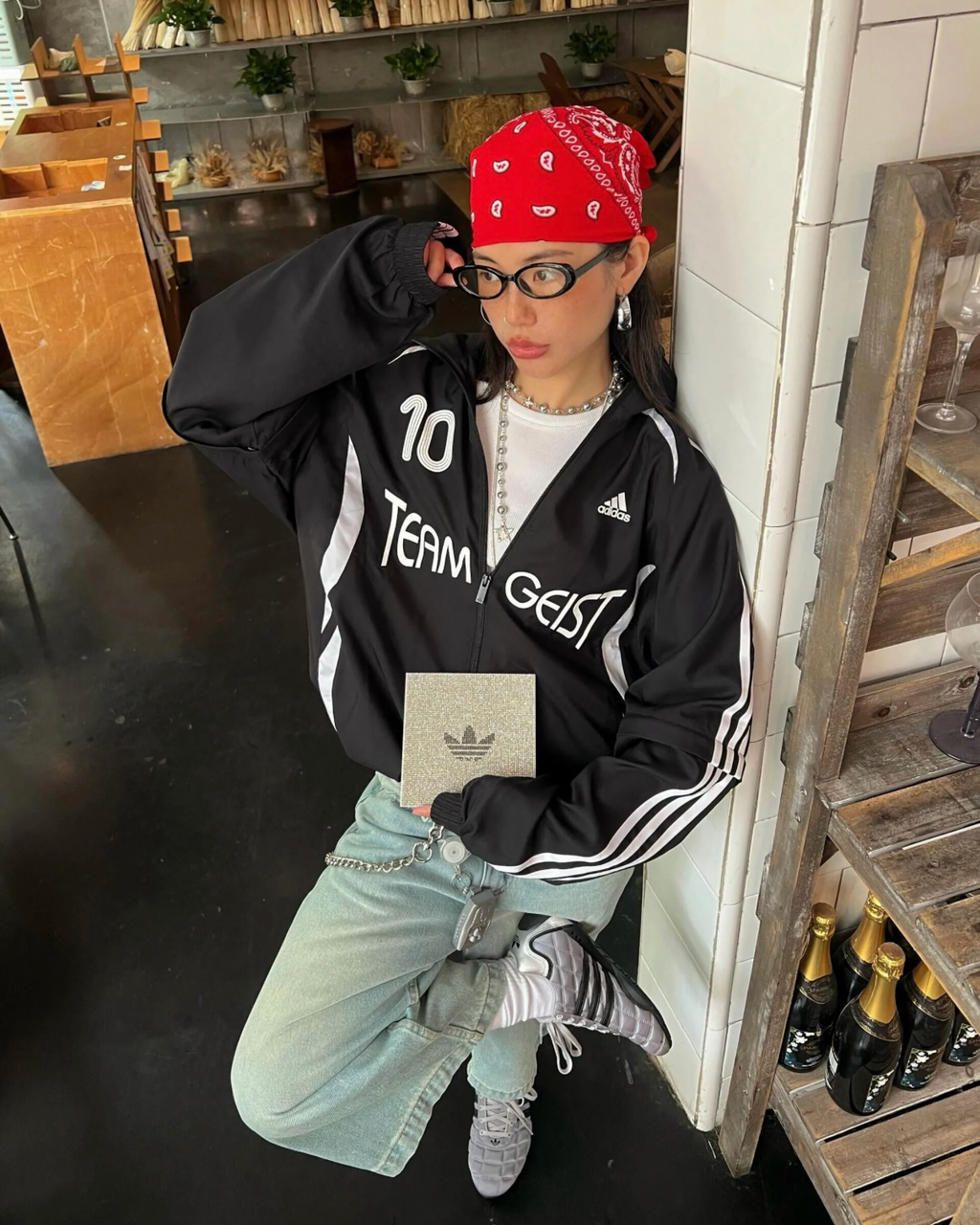 Adidas Adilenium Season 4 立領防風外套雙拉鏈袖子可拆白色KE7570黑色KE7569