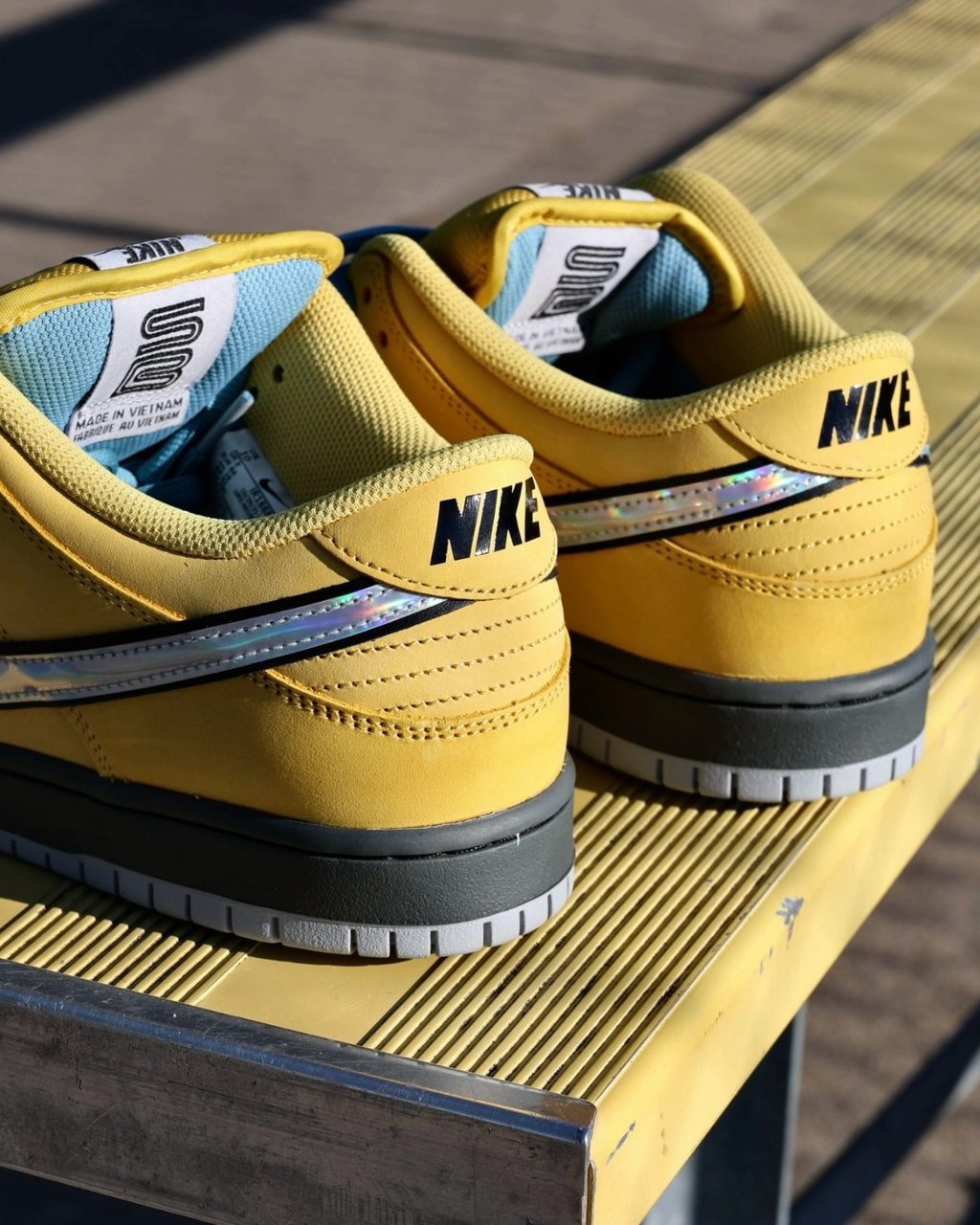 Nike SB Dunk Low Pro 藍黃撞色雷射勾磨砂霧面皮革低筒休閒鞋男鞋 IR1888-700