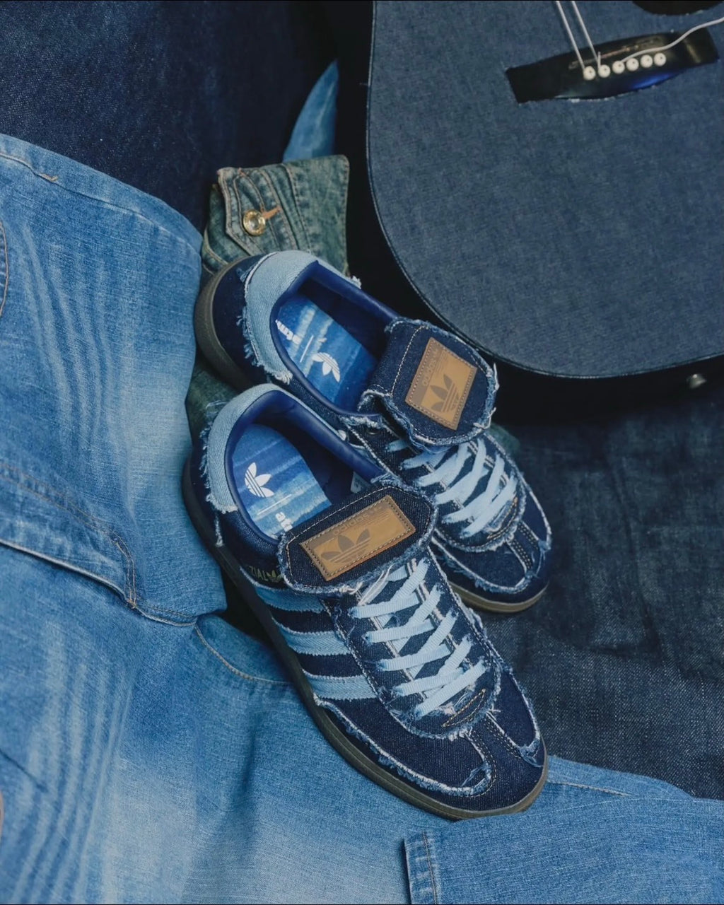 Atoms X ADIDAS HANDBALL SPEZIAL LT "DENIM" 丹寧系列 牛仔 男女鞋