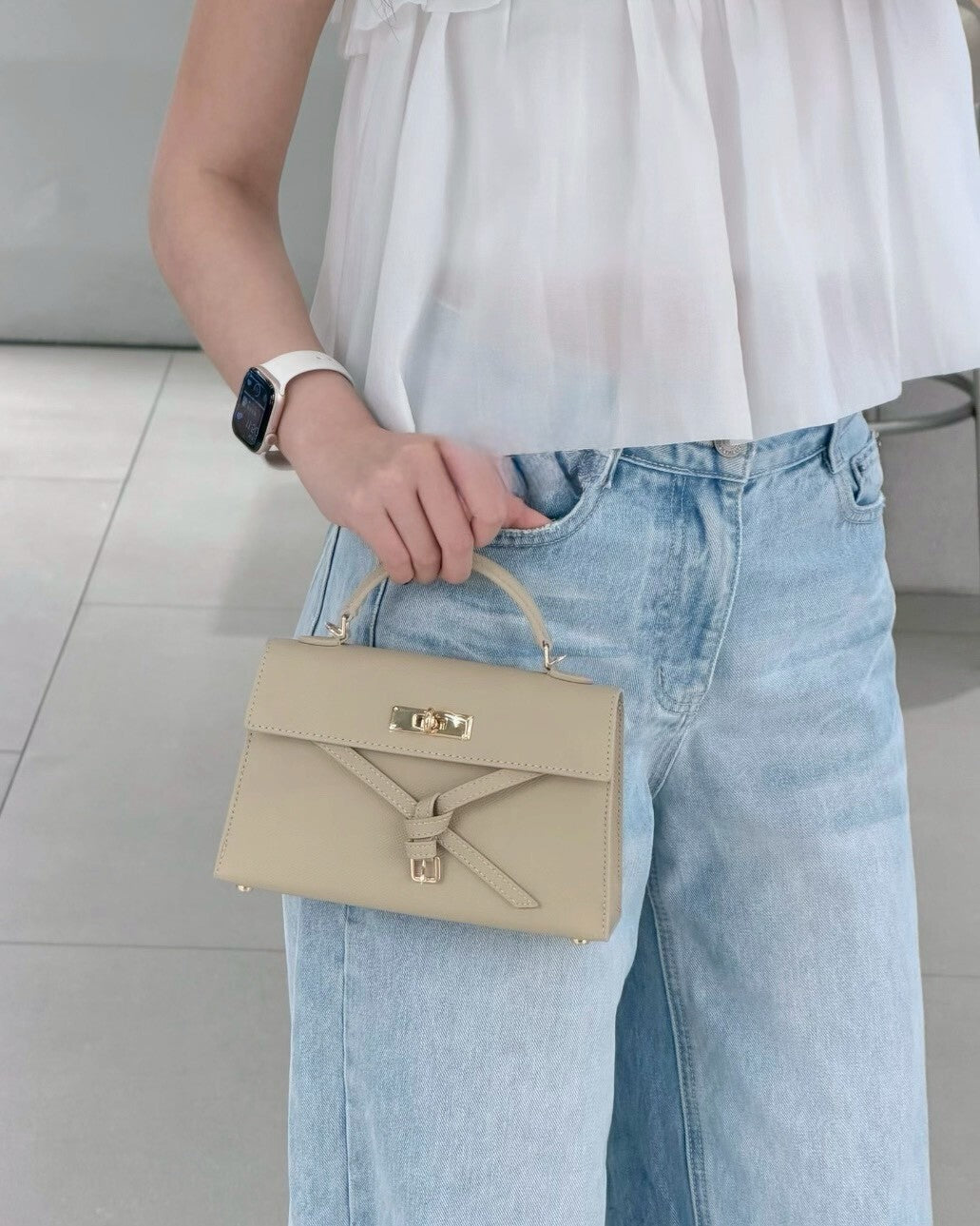 CHARLES & KEITH 小CK Tricha 綁帶手提包 肩背包 荔枝紋 CK2-50701691