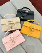 CHARLES & KEITH 小CK Tricha 綁帶手提包 肩背包 荔枝紋 CK2-50701691