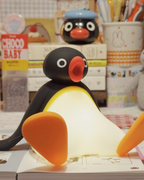 正版授權 PINGU 企鵝家族 坐姿 拍拍燈 小夜燈