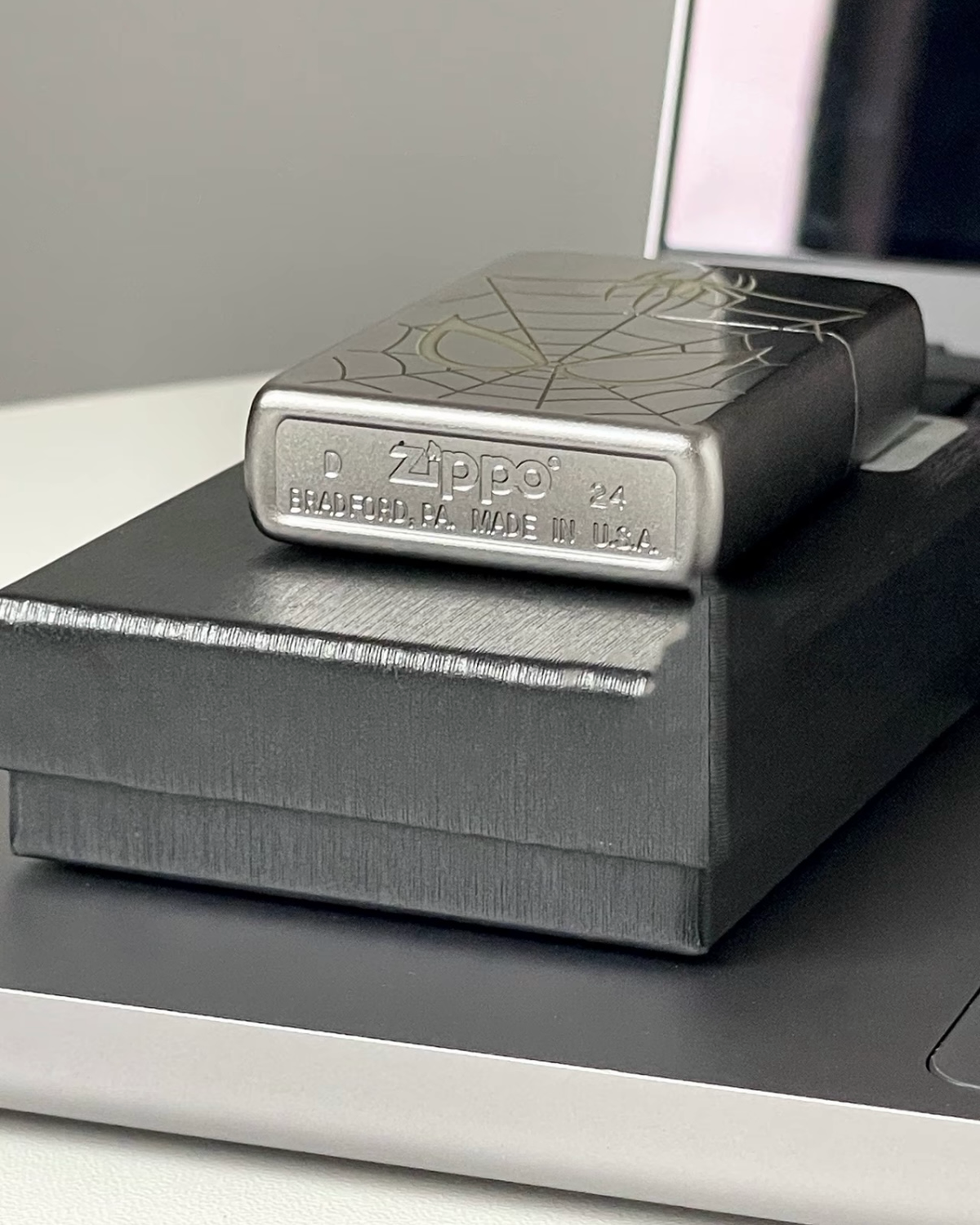 ZIPPO x MARVEL 漫威 蜘蘱人 聯名款 雷射雕刻 煤油打火機 禮盒裝