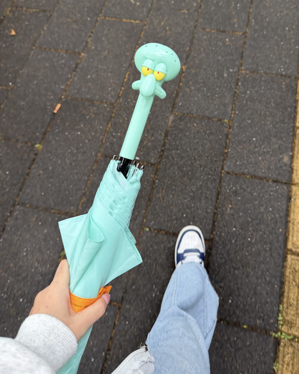 正版授權海綿寶寶 章魚哥 可自立 長柄雨傘 直骨傘