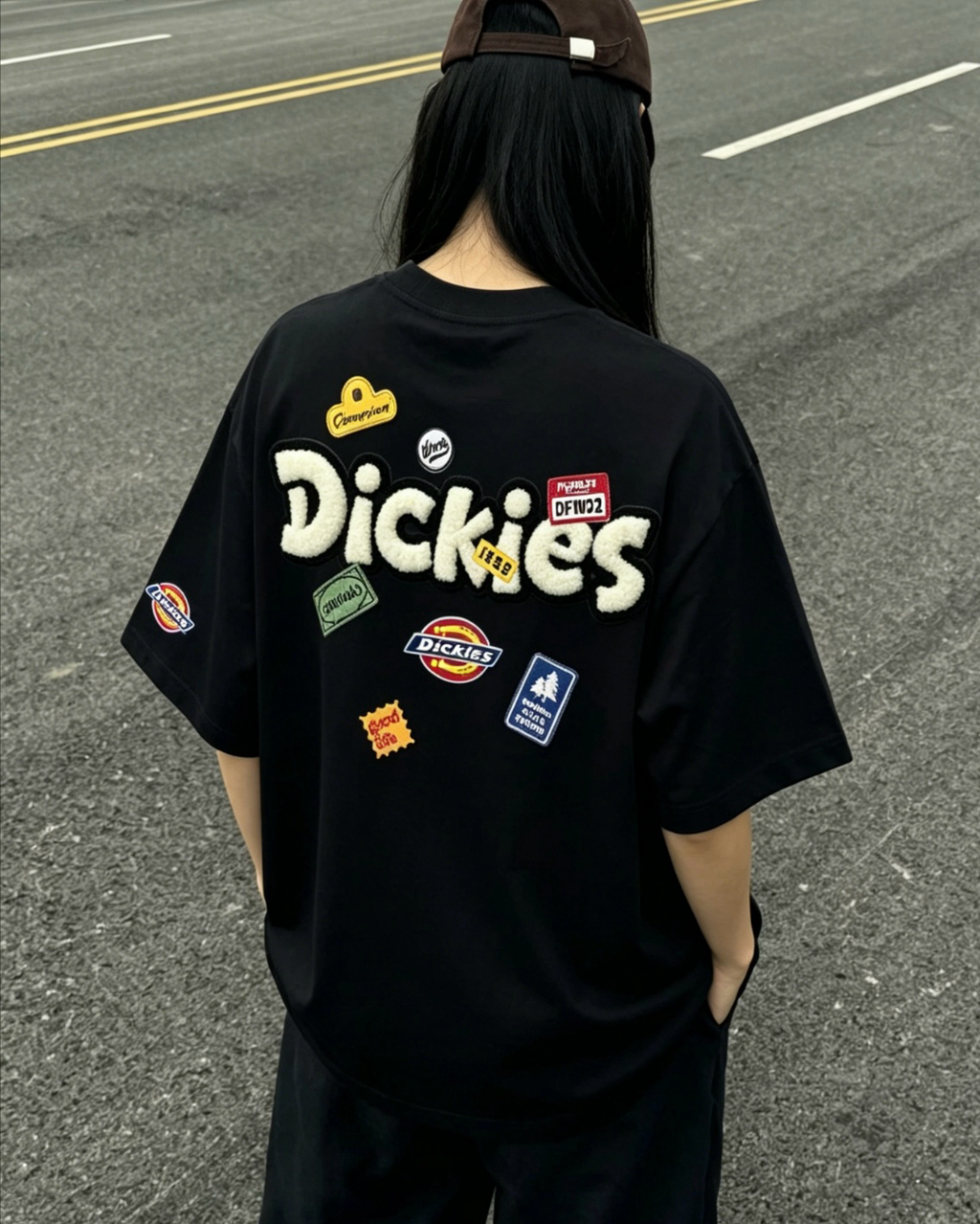 DICKIES 嚊哈塗鴉貼紙 美式 寬鬆 圓領 短袖 短Tee 上衣 藏青 黑色 白色