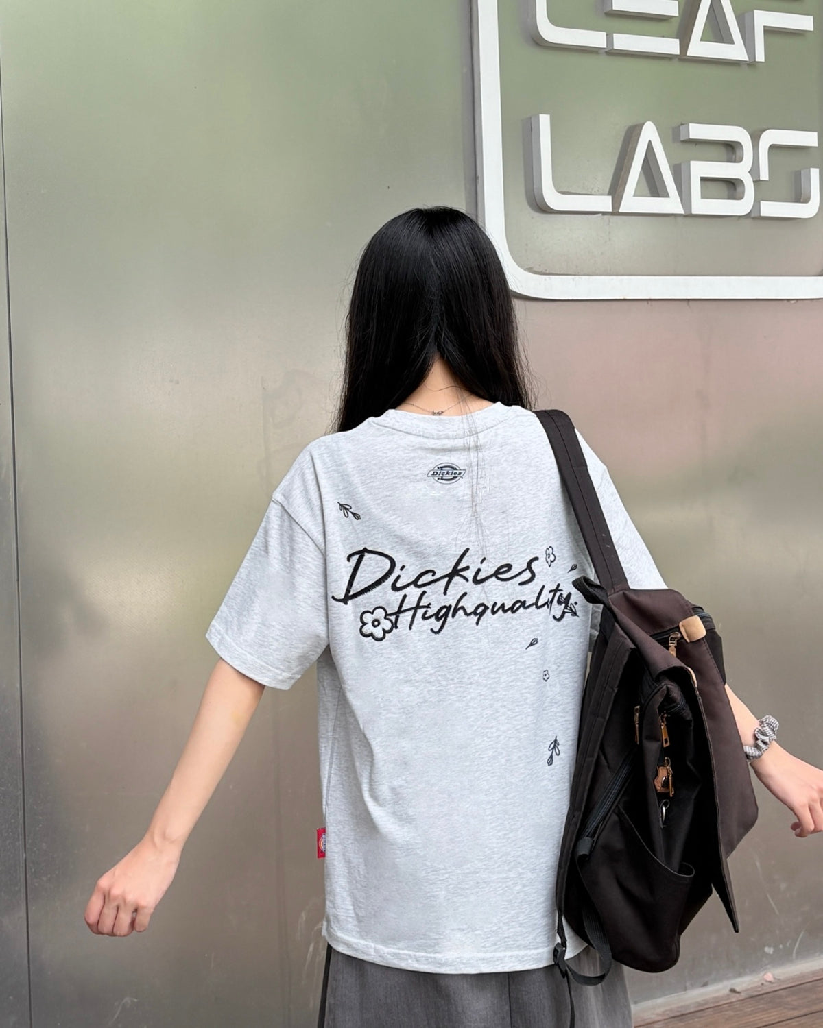 DICKIES 美式 花朵塗鴉 刺繡 草寫英文 寬鬆 圓領 短袖 短Tee 上衣 4色