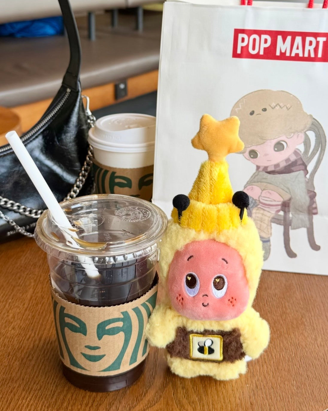 POPMART 泡泡瑪特 歡迎來到月球表面系列 星星人 毛絨吊飾 掛件 牛奶 蜜蜂