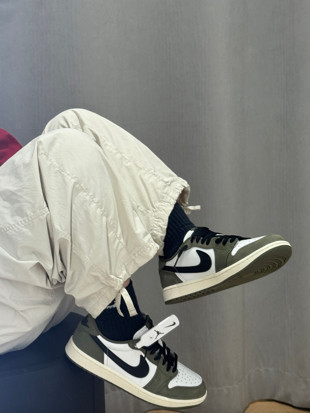 Nike Air Jordan 1 Retro Low OG 小倒勾 橄欖綠 大童鞋 HQ6999-200