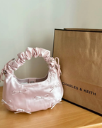 CHARLES & KEITH 小CK 粉色絲緞蝴蝶結皺摺綡繩雲朵包肩背包手提包CK2-40151496